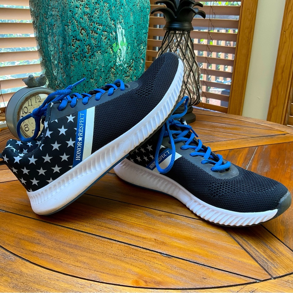 “Thin Blue Line “ men’s sneakers. EUC